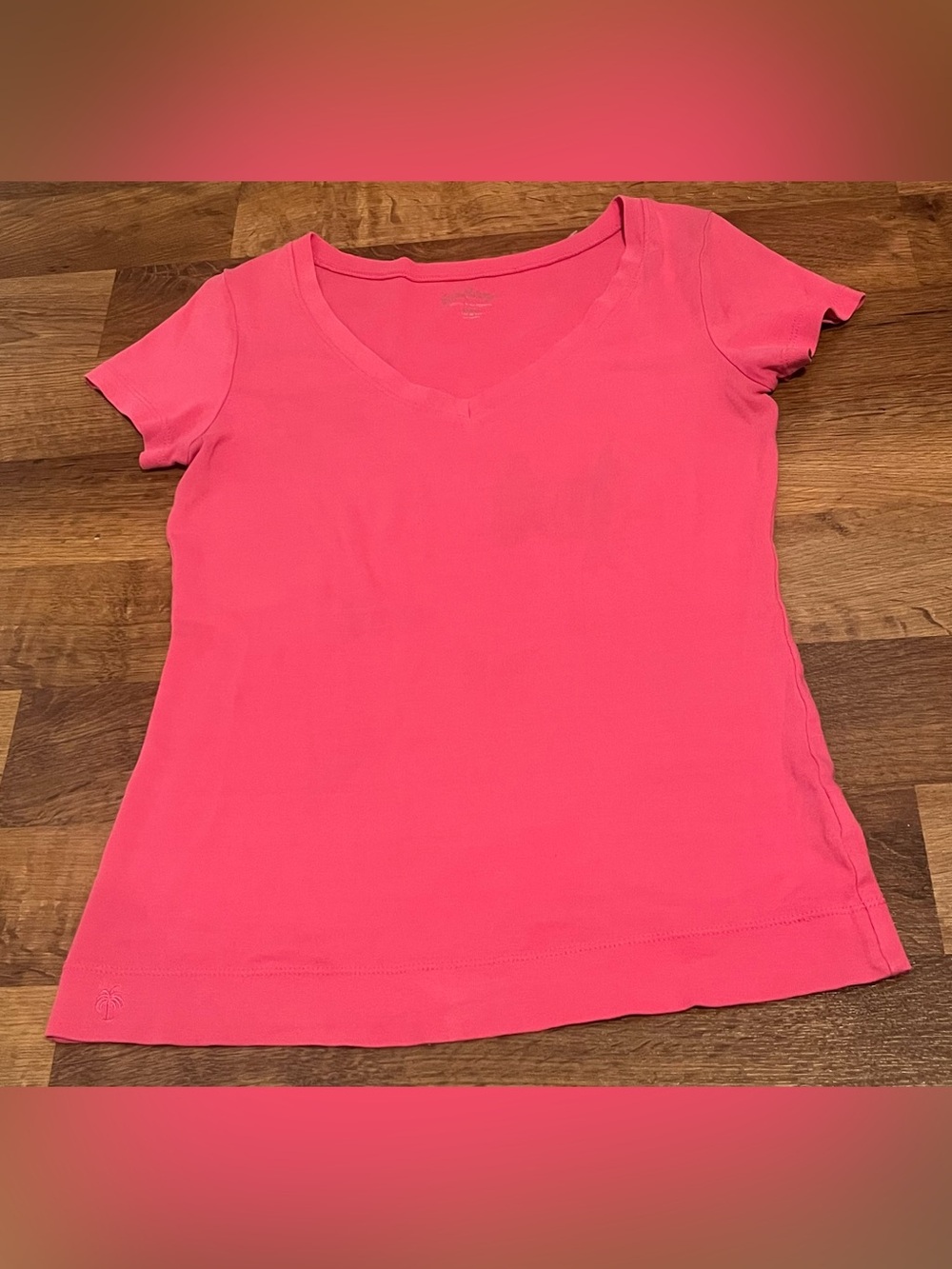Lilly Pulitzer Coral Pink V-Neck Short Sleeve Tee